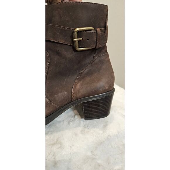 Cole Haan Distressed Brown Friar Ankle Boots Size 9 - Picture 5 of 12